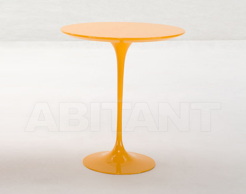 Buy Side table Giovannetti  Tables And Stools SAARINEN
